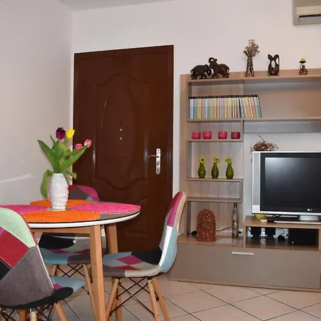 Apartment Iris Kotor Exterior photo